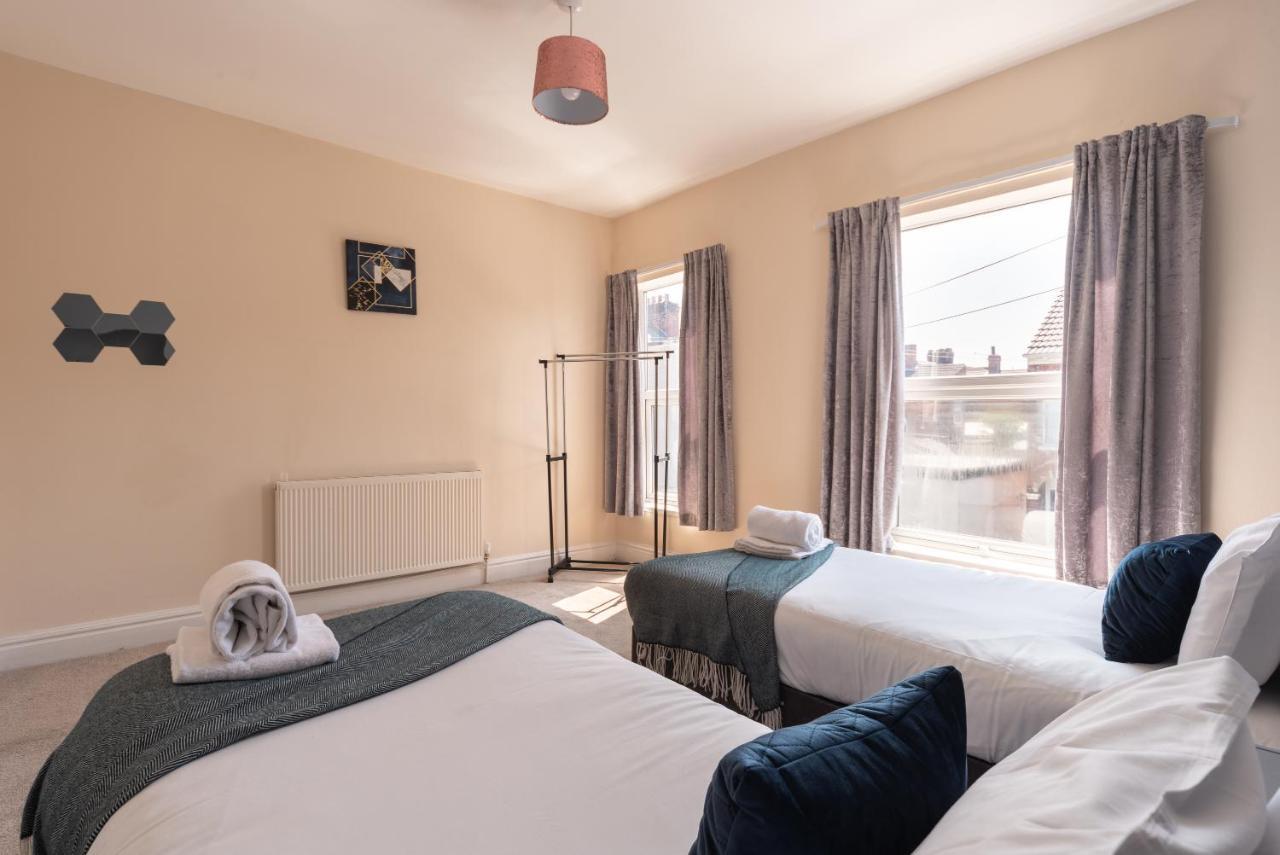 3 Bedroom-5 Beds Newland Ave King'S Palace Leisure-Contractor-Heart Of Hull Amenities Kingston upon Hull Exterior foto